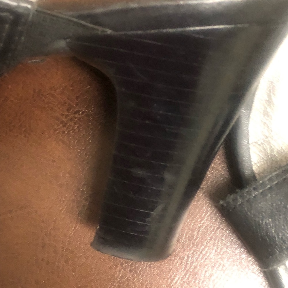 Talbots heels - Picture 3 of 4
